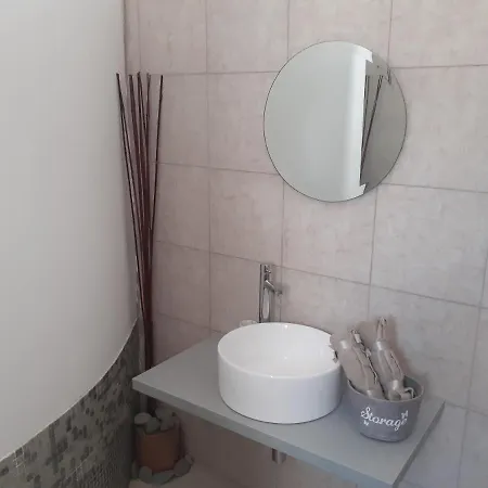Ariadnis Studio * Pomos